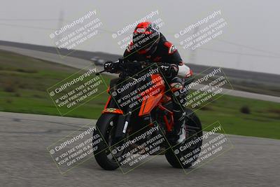 media/Nov-30-2025-TrackDaz (Sun) [[d8b22663df]]/A Group/Session 4 (Wheelie Bump)/